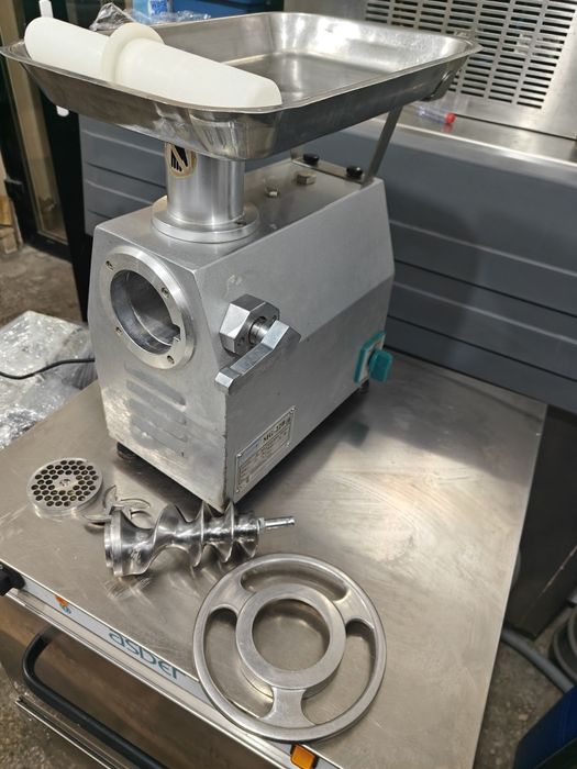 Професійна м'ясорубка та тендерайзер бу