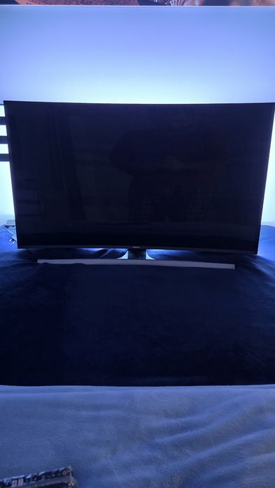 Vendo smart TV samsung curvada de 49" com 3D e 4K (topo de gamma em 20