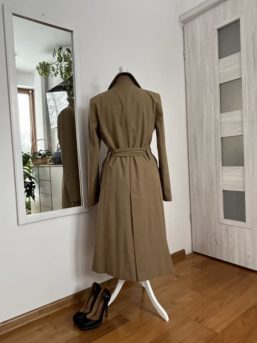 Piekny Plaszcz damski Zara -dlugi -klasyczny roz.L//M