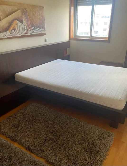 Cama casal em venguê