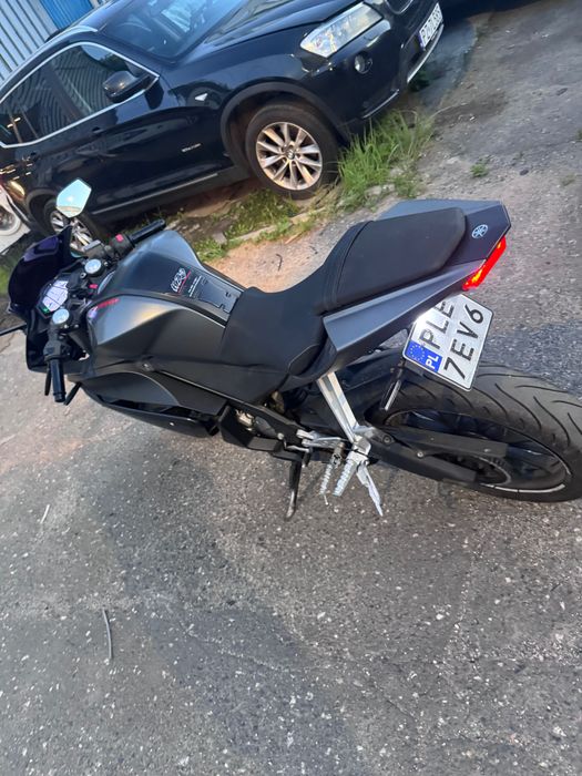 Motor Yamaha yzf 125r