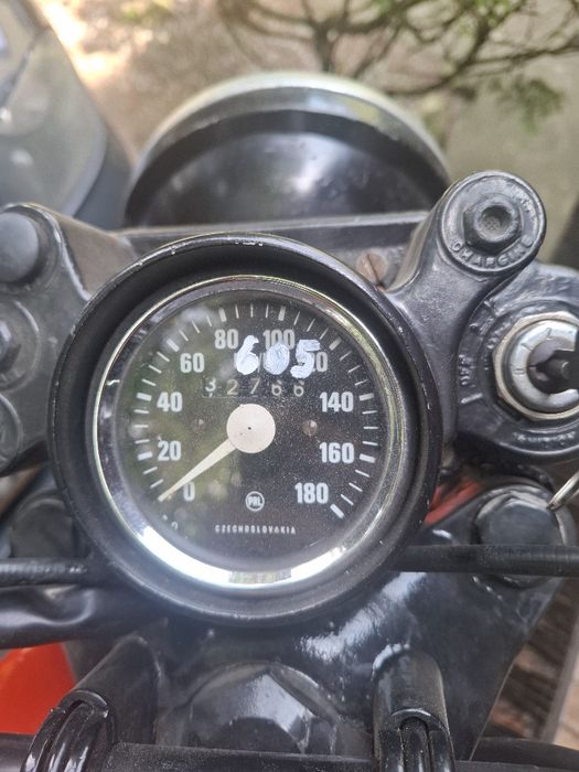 Cz 175 487 >jawa>zarejestrowana opłacona
