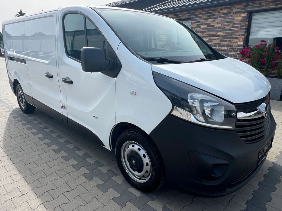 Opel Vivaro  1.6 CDTI 125KM Klimatyzacja,Czujniki,Bluetooth,USB,Tempomat,Elektryka