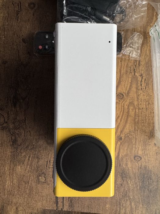 Mini projektor PVO rzutnik
