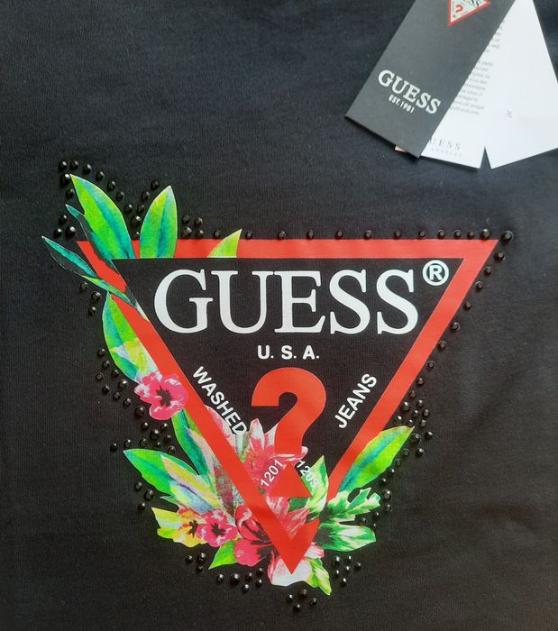 T-shirt Guess czarny,czerwony,biały,zielony