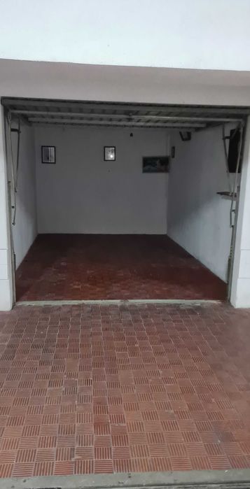 Garagem (Box) na Cova da Piedade (Almada)