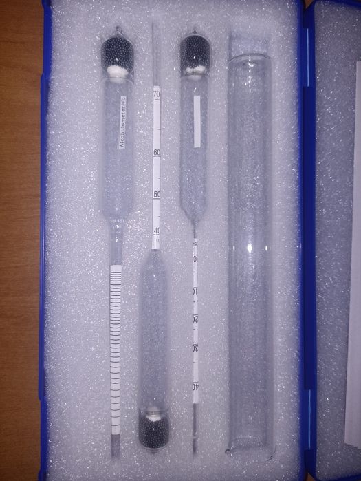 Набор спиртометров в кейсе