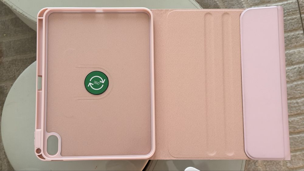 Capa com teclado para iPad A16