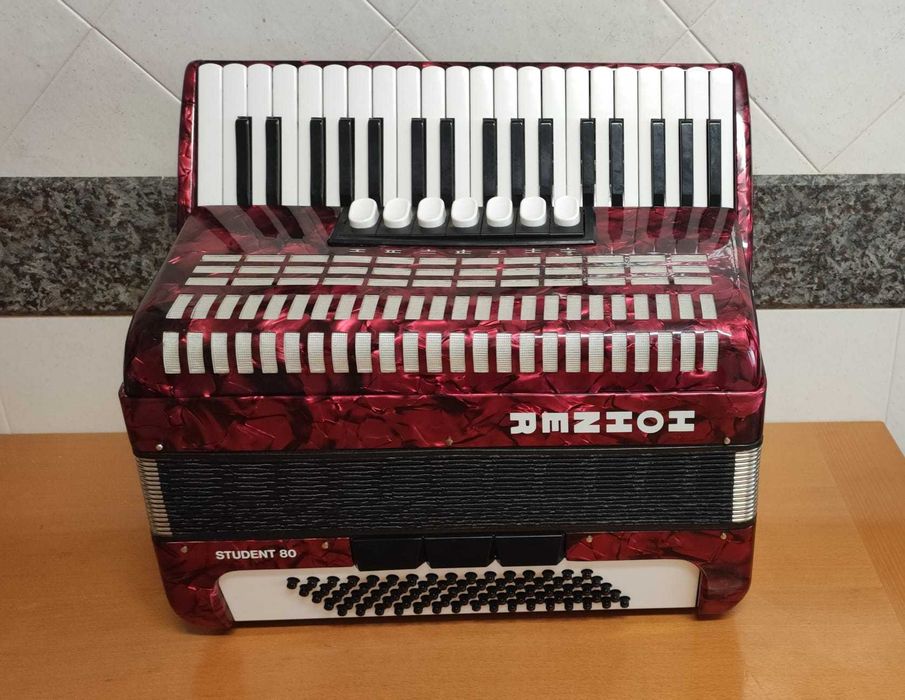 Acordeão Hohner à 3ª Voz - Acordeon
