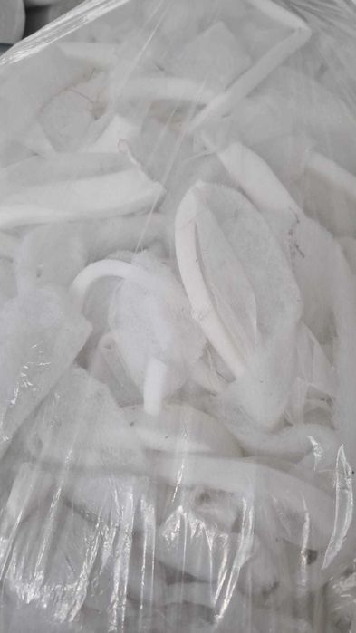 Ścinki pianki/ owaty zmieszane czyste