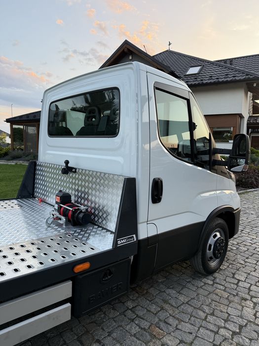 Zabudowa laweta producent pomoc drogowa iveco mercedes sprinter daily