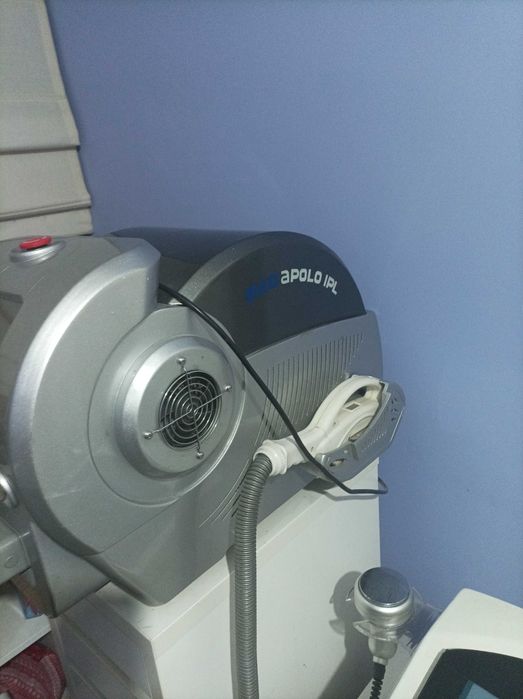 Máquina de depilação IPL + Máquina de Cavitação e Radiofrequência