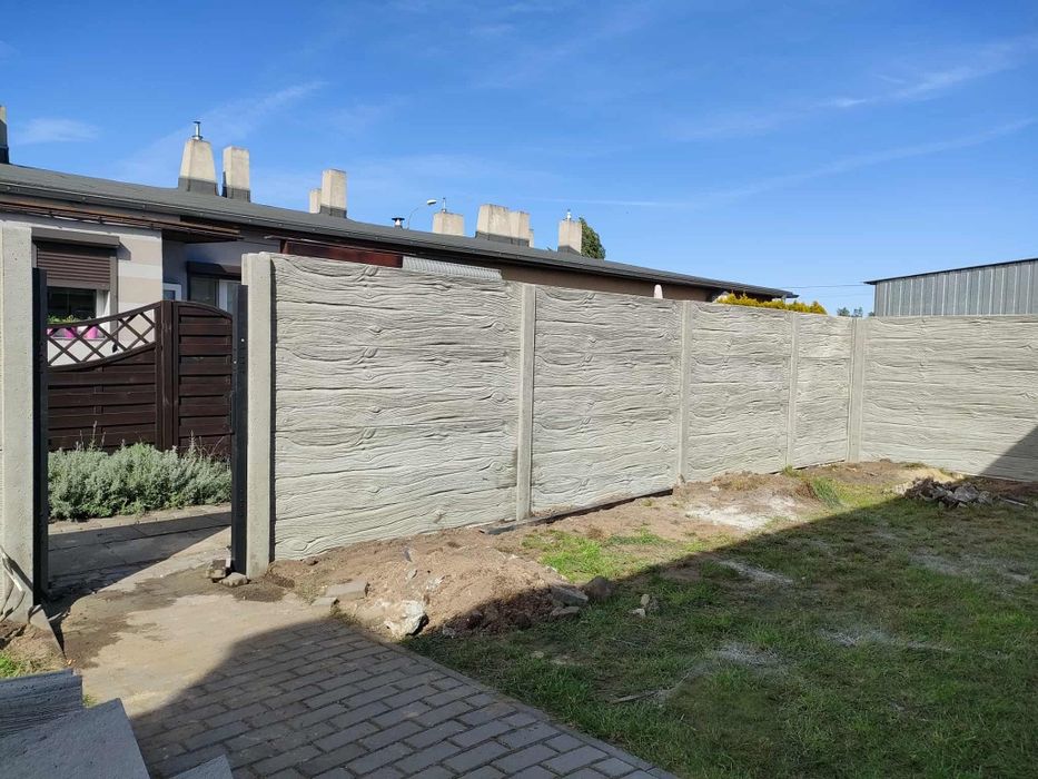 Ogrodzenia betonowe, MONTAŻ