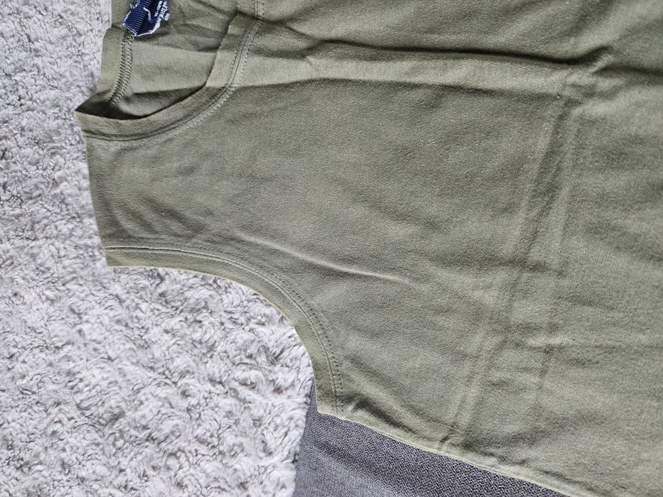 Podkoszulka khaki rozmiar 134