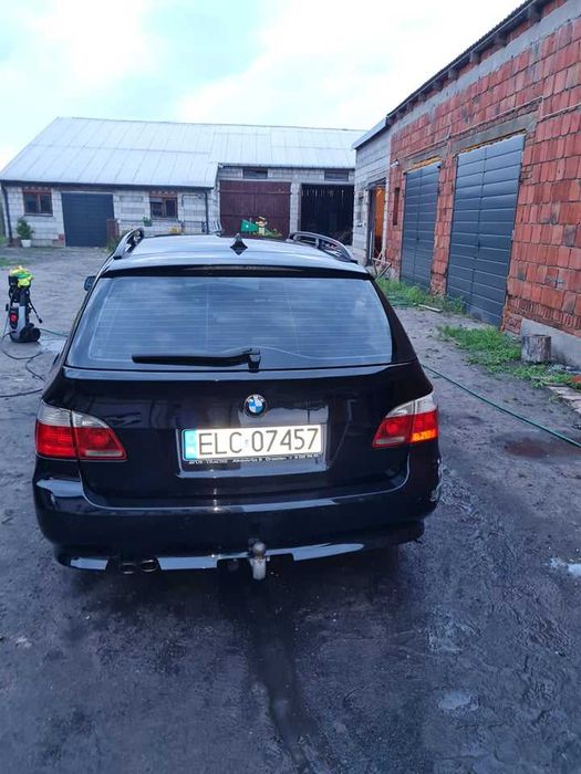 Auto bmw e61 2005r