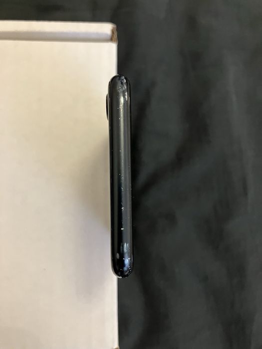 Apple iphone SE 3rd gen 2022 64 gb neverlock акумулятор 85%