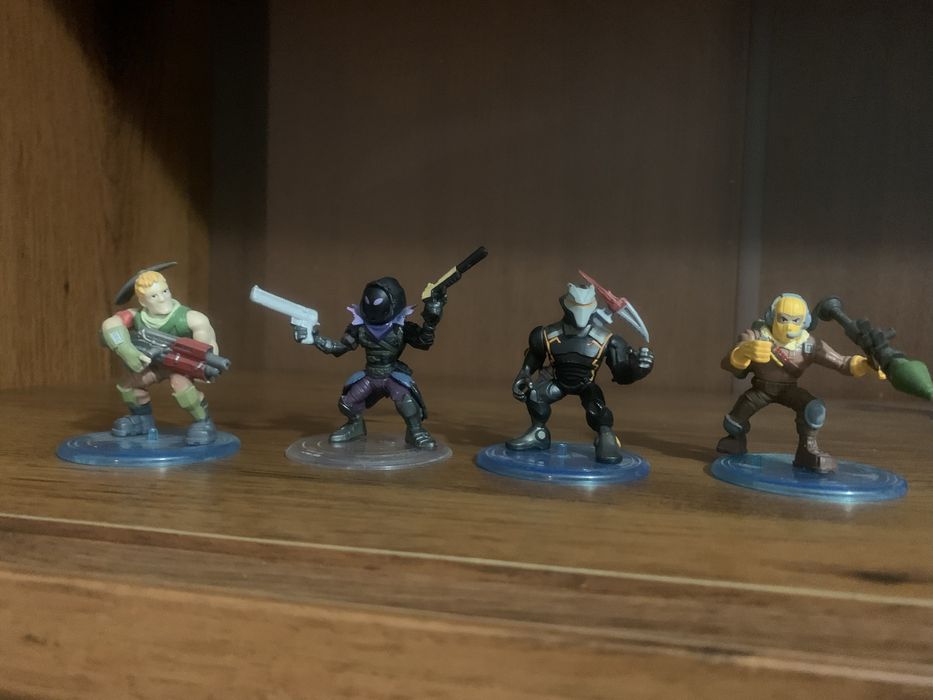 Fortnite фигурки оригінал