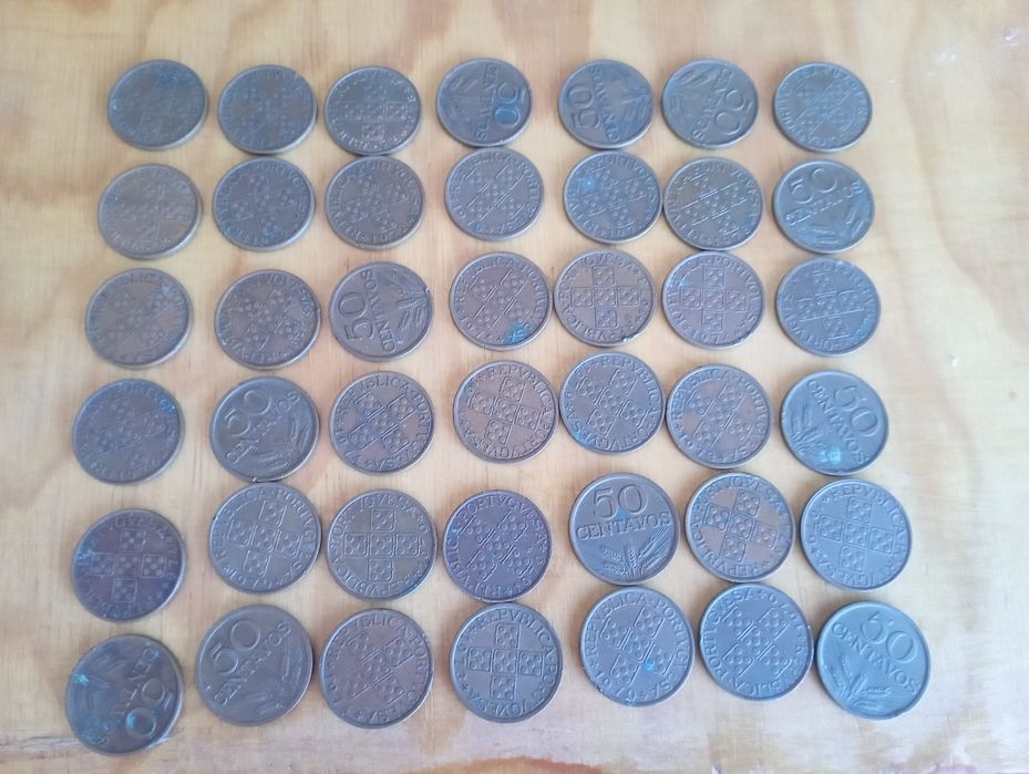 Vendo coleção de moedas de escudo