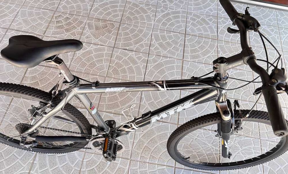 Bicicleta BTT Homem
