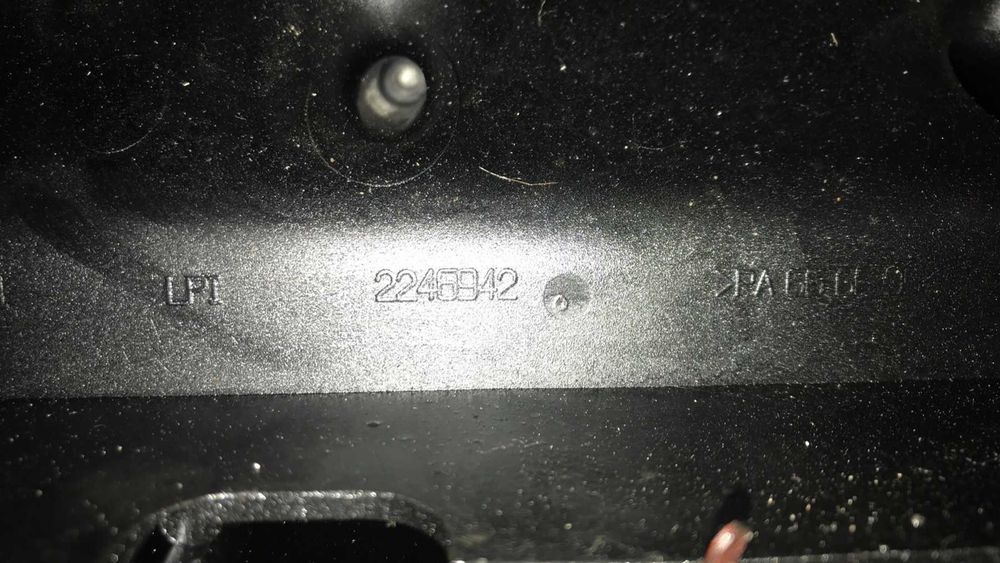 Колектор впускний коллектор впуск BMW E46 M47 2.0TD 2246942 Розборка