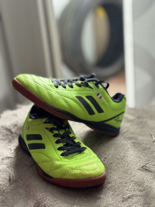 Футзалки ,кросівки для футболу для хлопчика