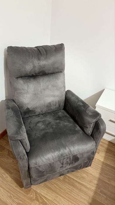 Bendo uma poltrona reclinaveis