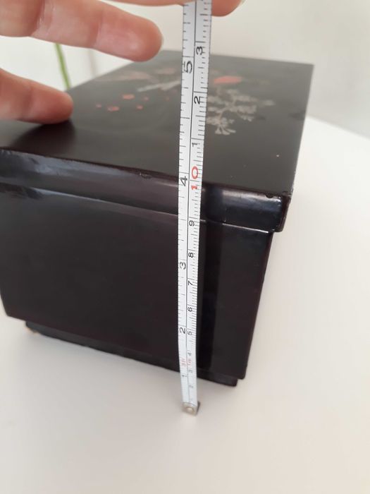 Stara pozytywka,szkatułka z laki