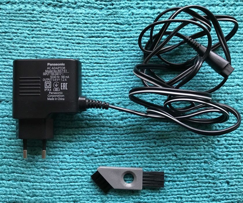 Состояние 9/10 Panasonic ES-GA21 ES-GA21-S820 (Японский аналог ES-RT37-S520 и ES-RT77-S520) полная комплектация Бритва Электробритва Електробритва