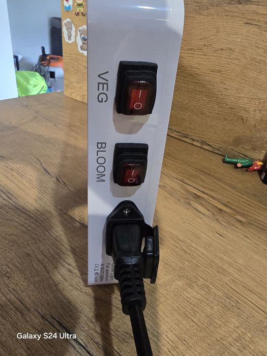 LAMPA led full spectrum 1000W