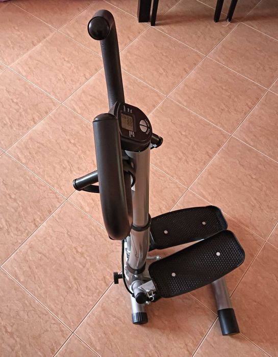 Máquina de Step com Braços