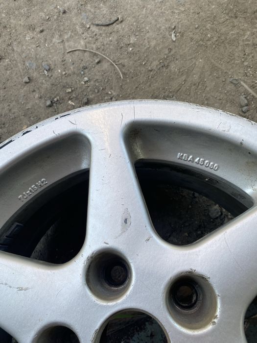 Диски от Volkswagen (бус) (шт)