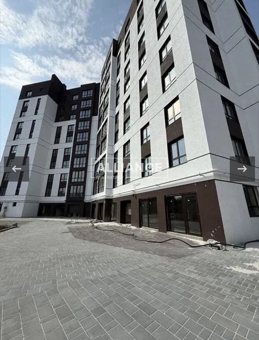 Центр міста. Видова, готова 2-х кімнатна квартира. - Вид 5