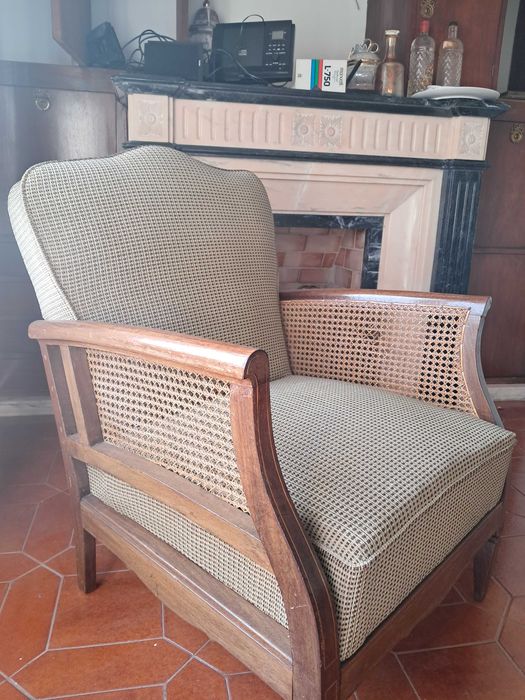 Conjunto sofás e mesa de apoio estilo inglês Vintage