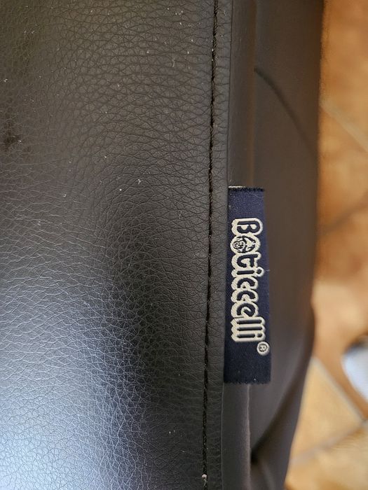Cadeirão com massagem