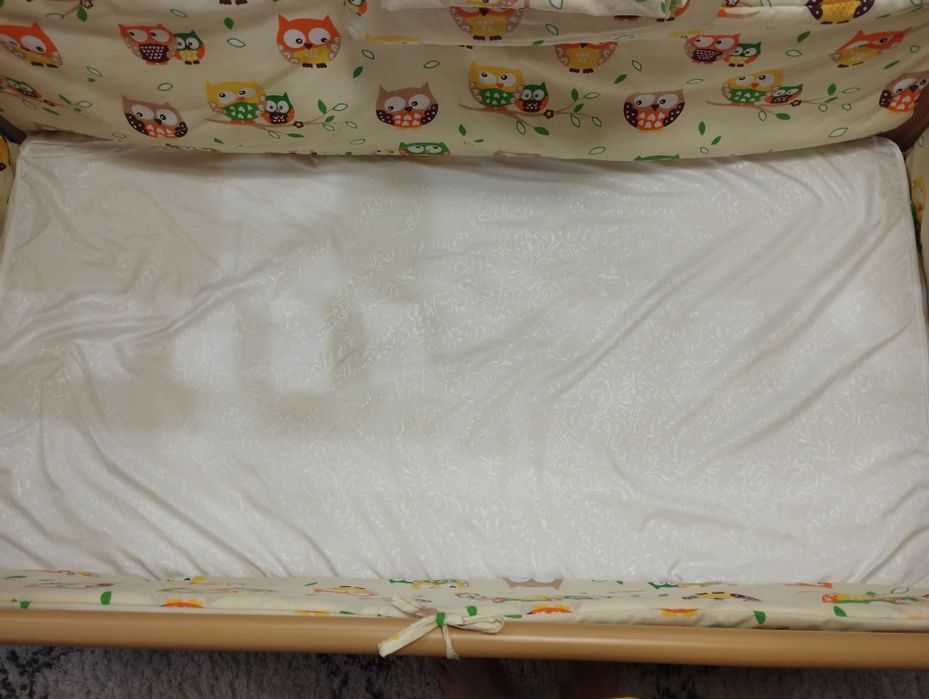 Кроватка Верес дерев'яна (бук)+ комплект постільної білизни.