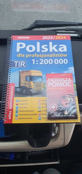 Atlas Polski dla profesjonalistów 2023 /2024