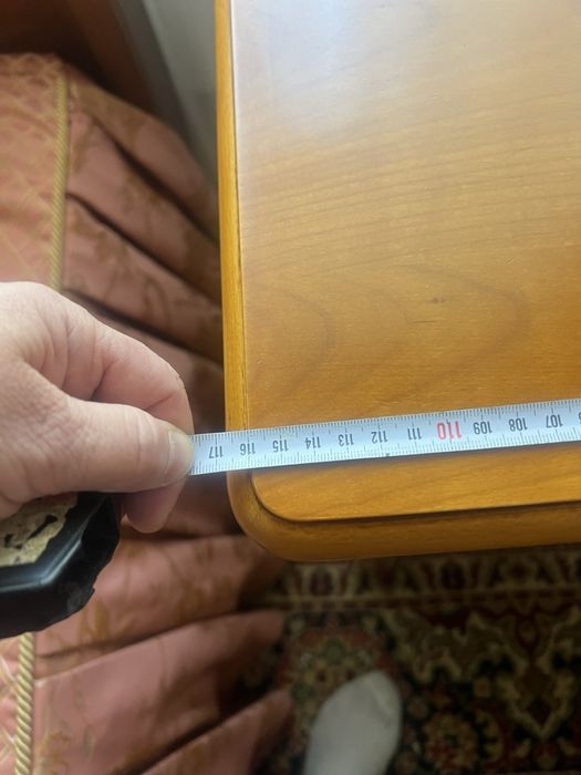 Продам стіл з натурального дерева