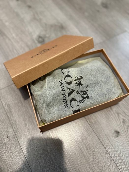 Нова сумка Coach