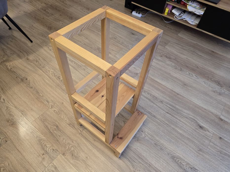 Kitchenhelper, pomocnik kuchenny, podest dla dziecka