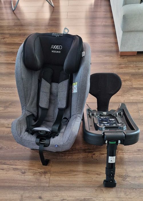 Fotelik samochodowy Axkid Modukid RWF 9-18 kg  siedzisko + baza ISOFIX