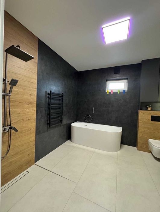 Продаж сучасного будинку