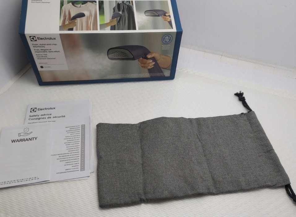 NOWA Parownica Electrolux Refine 700 – Nieużywana, w pudełku / Okazja!