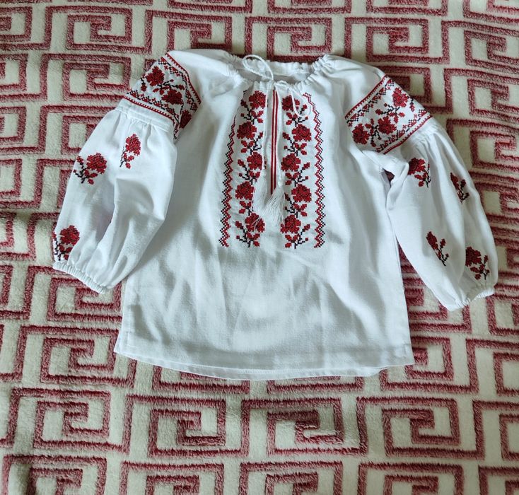 Вышиванка для девочки