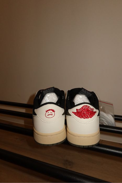 Шкіряні Кросівки nike air jordan 1 Retro Low OG SP Travis Scott Olive