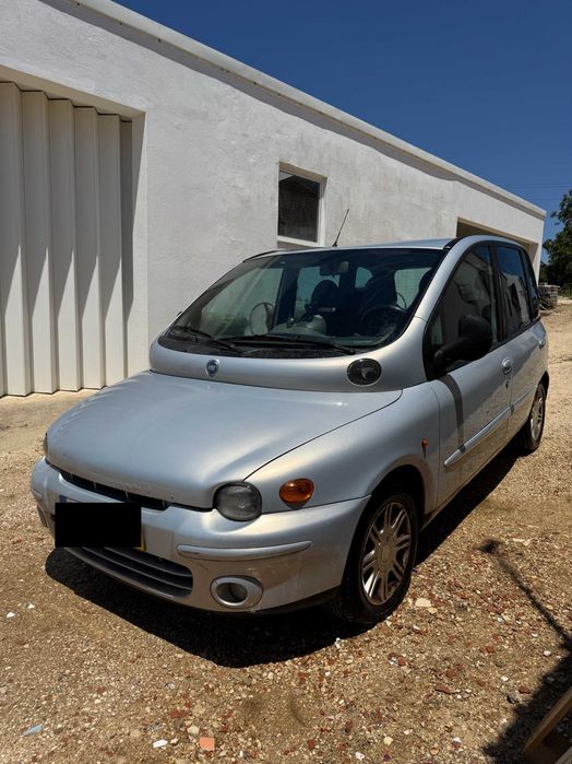 Fiat Multipla 1.9505672748216494084