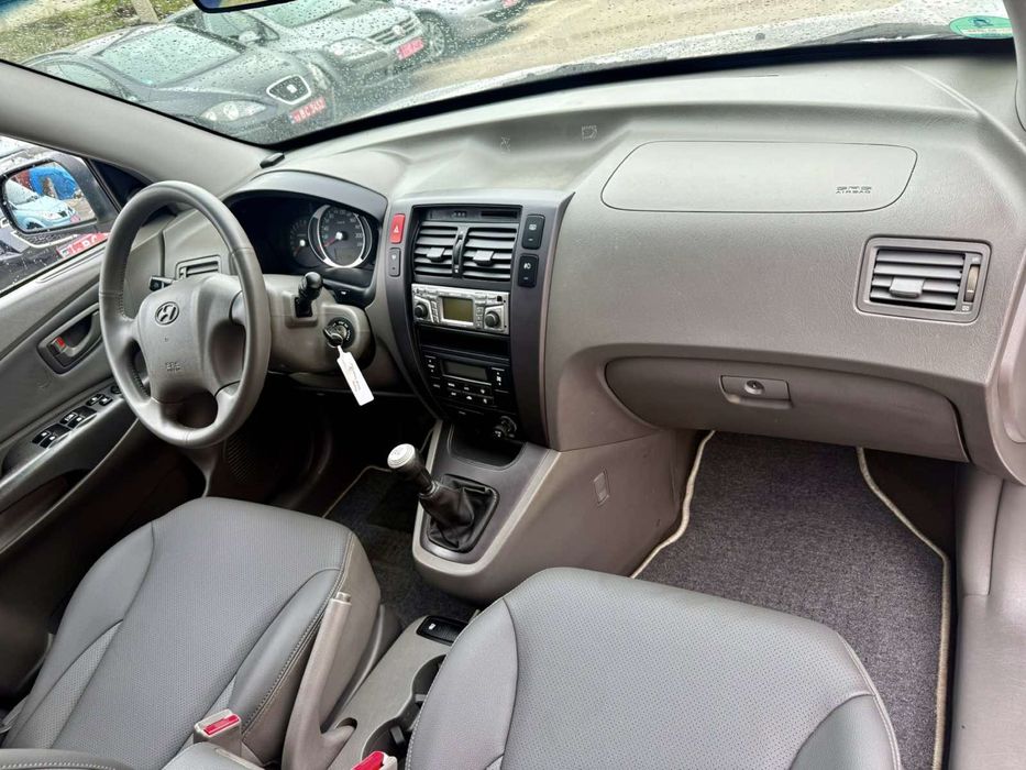 Hyundai Tucson свіжопригнаний , 2.0  Бензин 2006 рік