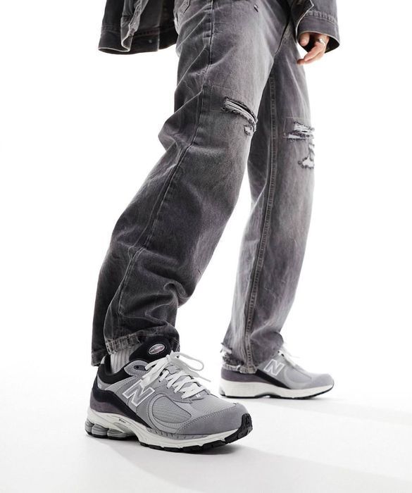 Кросівки New Balance 2002R