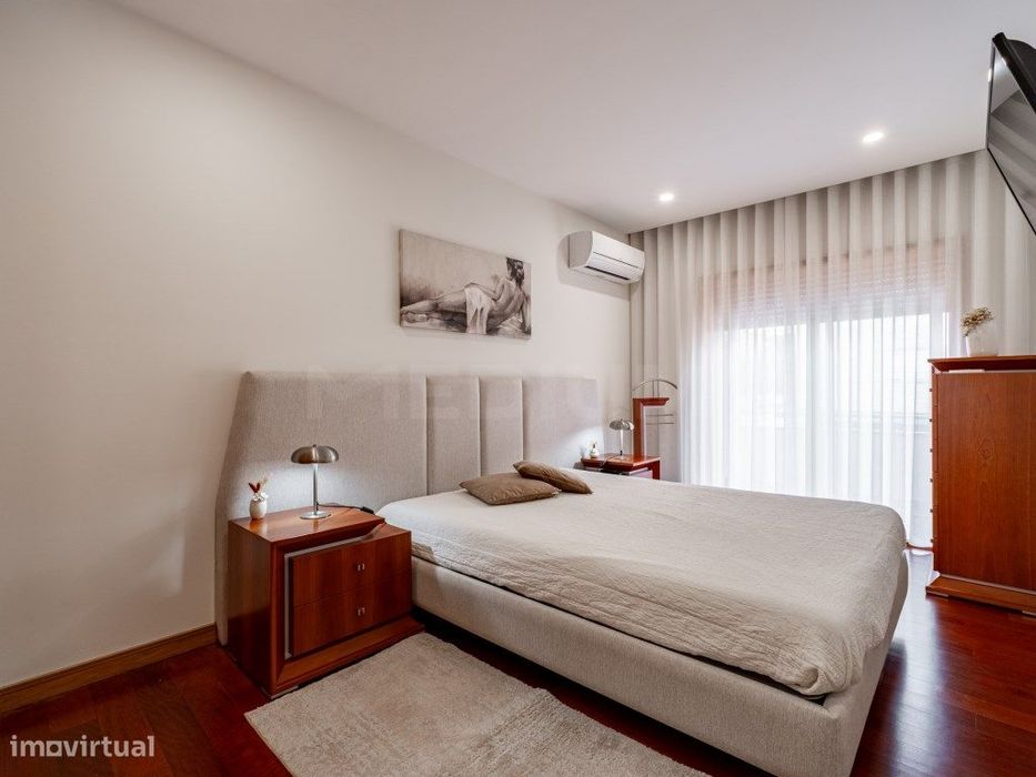 Apartamento T1+1 em Alfena