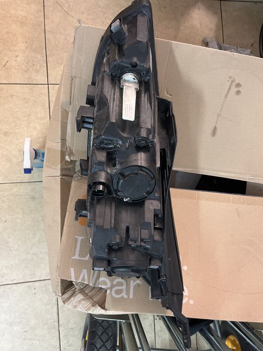 Prawy Reflektor Hyundai i30 III 2017