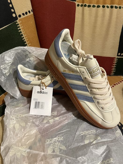 Spezial brancas e bebe tamanho 37 1/3